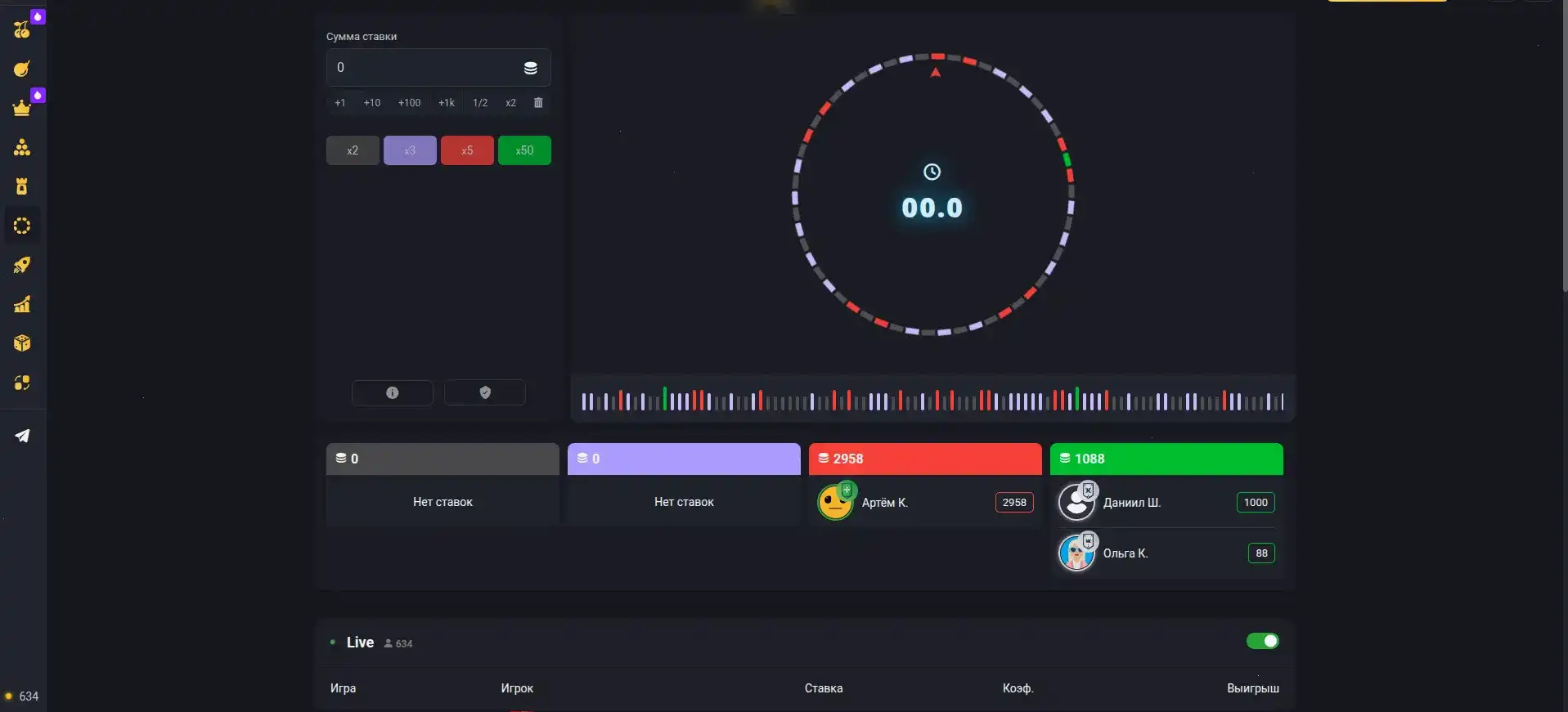 Интерфейс казино Азино 777 на компьютере и телефоне